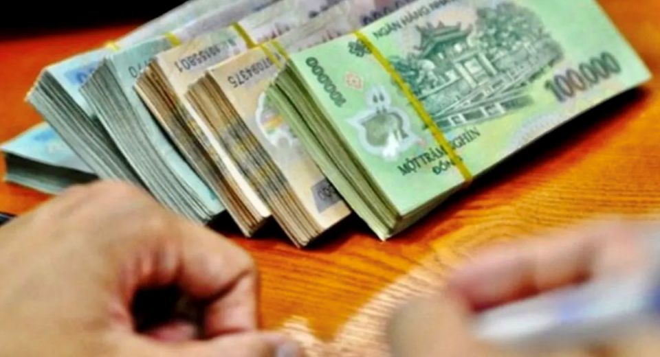 Cách tính lương hưu khác nhau giữa khu vực công và khối doanh nghiệp