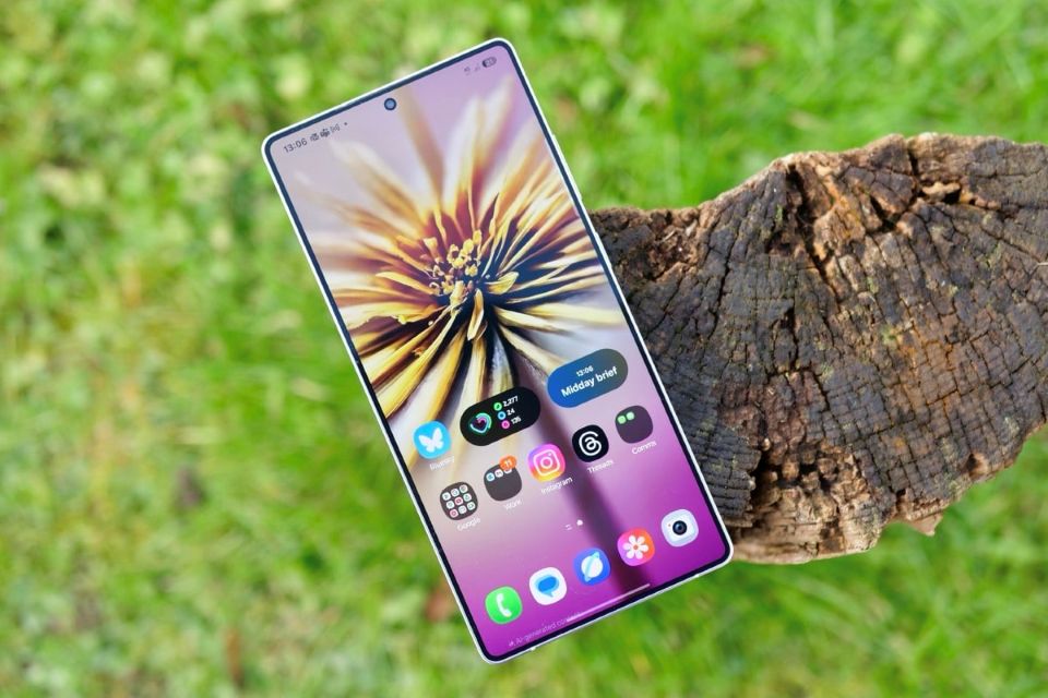 Những thiết bị Galaxy nào sắp trải nghiệm One UI 8 Beta?