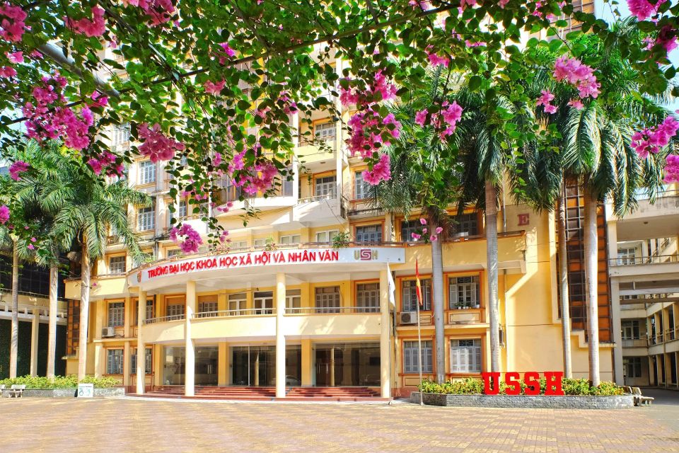 Ngành xã hội bỏ xét tuyển tổ hợp C00: nghịch lý hay xu thế tất yếu?