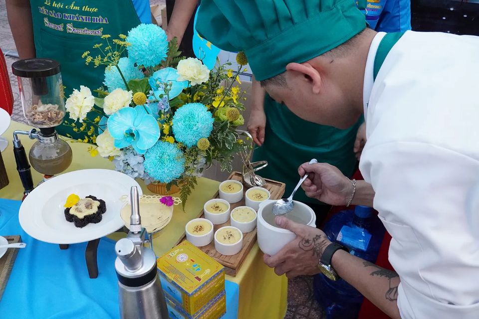 Mãn nhãn với 40 món ăn độc đáo chế biến từ yến sào Khánh Hòa