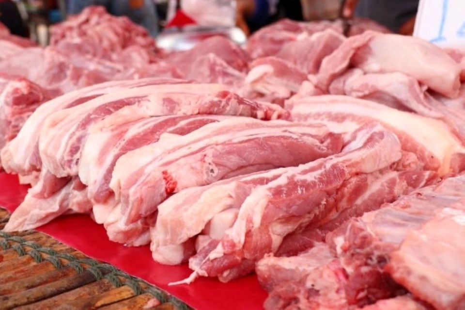 5 dấu hiệu chứng tỏ thịt lợn bị hỏng, nhiễm khuẩn
