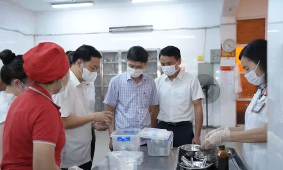 Tăng mức phạt, ngăn vi phạm an toàn thực phẩm
