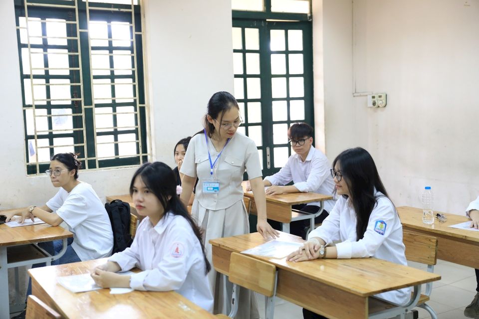 Hướng dẫn tổ chức thi tốt nghiệp THPT 2025 khi sắp xếp đơn vị hành chính
