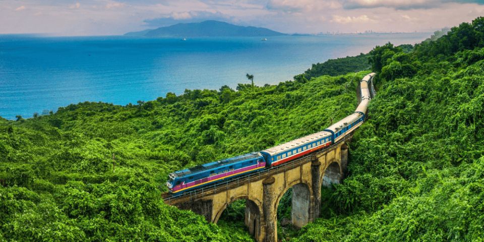 Đường sắt Bắc - Nam đứng đầu danh sách 'Hành trình tàu hỏa tuyệt vời nhất thế giới'