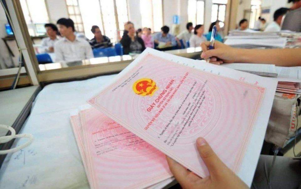 Từ ngày 1/7/2025, trình tự, thủ tục cấp lại sổ hồng bị mất thế nào?