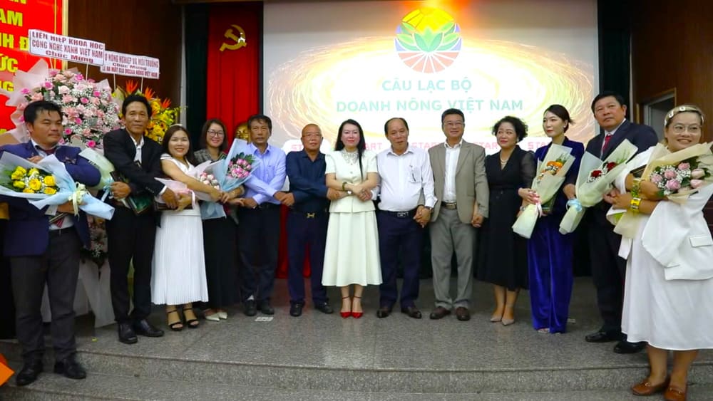CLB Doanh nông Việt Nam