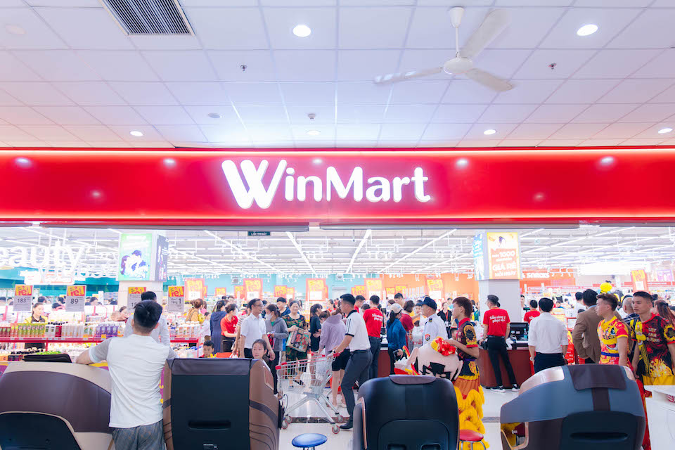 Người trẻ Việt "chốt đơn" thịt sạch tại siêu thị: Không còn thời đi chợ từ 6 giờ sáng!