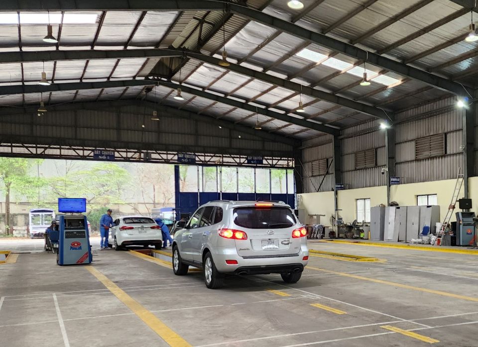 Giả danh Cục Đăng kiểm để lừa đảo, chiếm đoạt tài sản