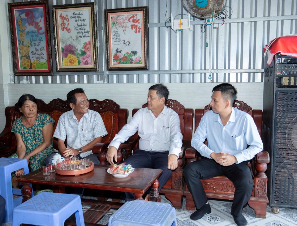 PVCFC chung tay cùng Cà Mau xây dựng nông thôn mới: Xóa nhà tạm, thắp sáng miền quê