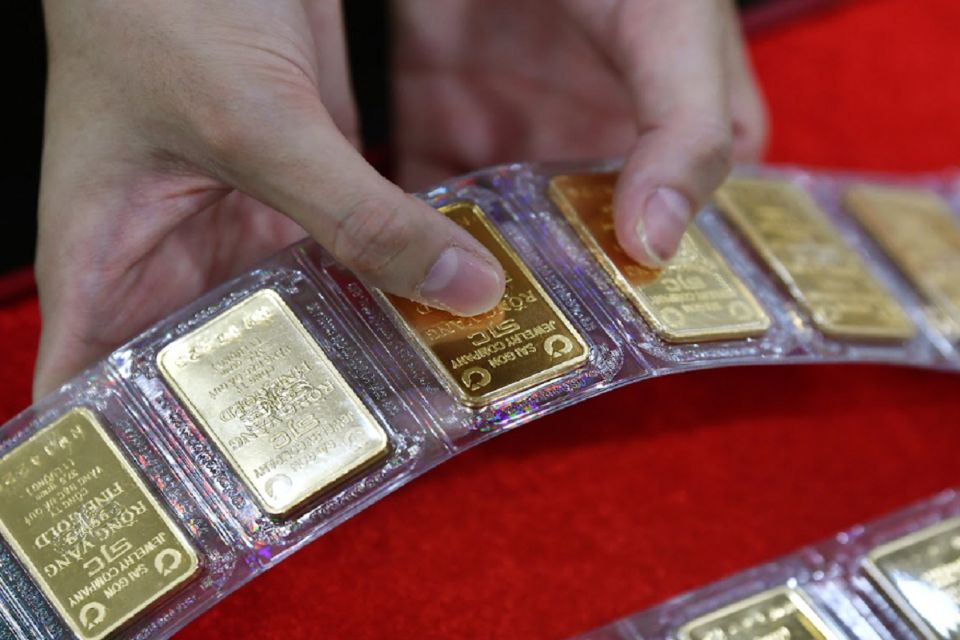 Giá vàng ngày 2/7/2025: SJC bật tăng 1,3 triệu đồng/lượng, tiến sát mốc 121 triệu
