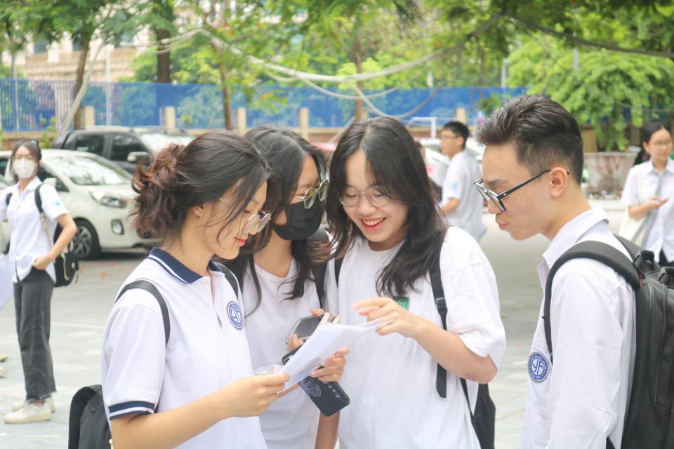 Hôm nay, Bộ GD&ĐT công bố đáp án chính thức các môn thi tốt nghiệp THPT