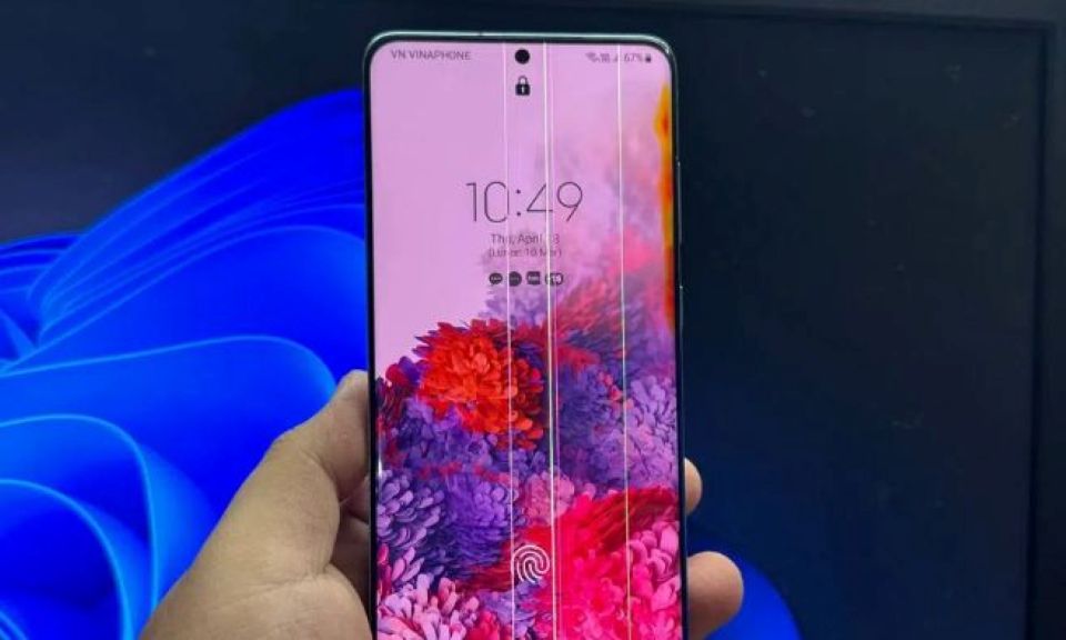 Làm gì để hạn chế tối đa lỗi màn hình Samsung bị sọc xanh?