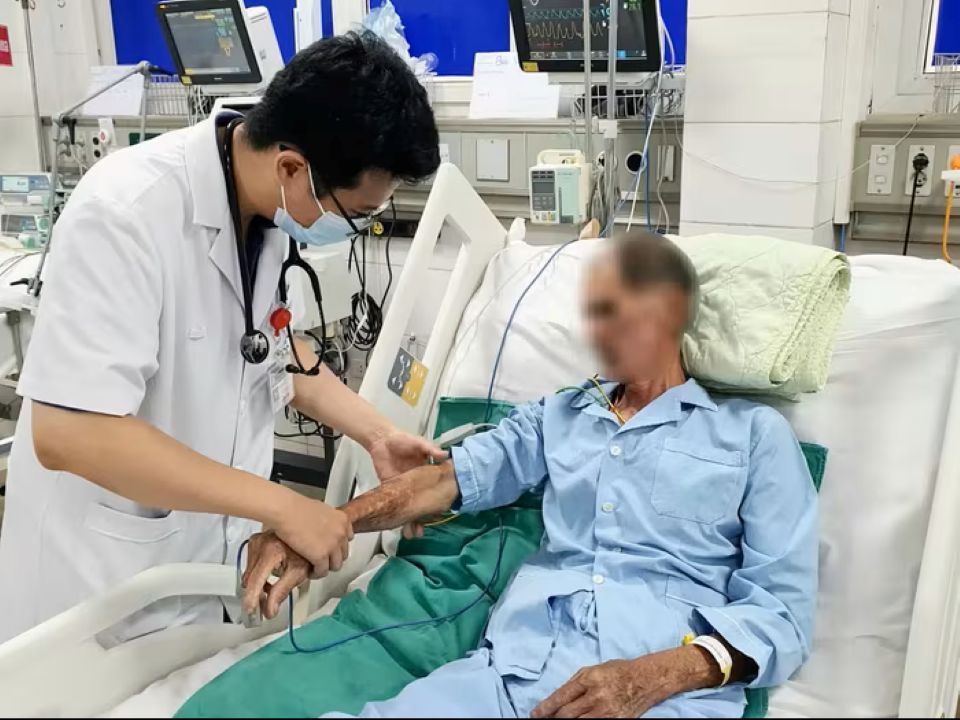 Tiết canh lợn: món khoái khẩu tiềm ẩn mầm bệnh chết người