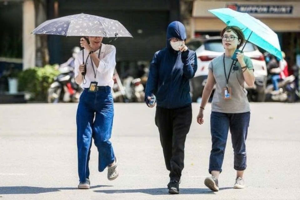 Thời tiết ngày 18/7/2025: Bắc Bộ và Trung Bộ nắng nóng gay gắt