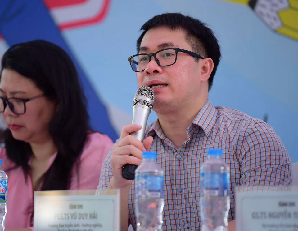 Đăng ký xét tuyển đại học 2025: tránh rơi từ “đỗ” xuống “trượt”