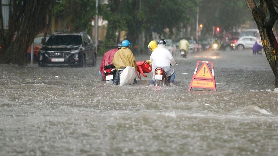 Thời tiết ngày 21/7/2025: Bắc Bộ cục bộ có mưa to
