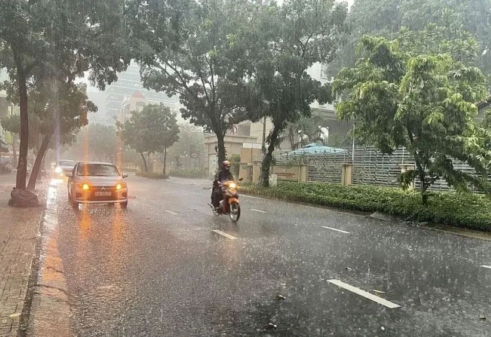 Thời tiết ngày 23/7/2025: Bắc Bộ cục bộ có nơi mưa to và dông