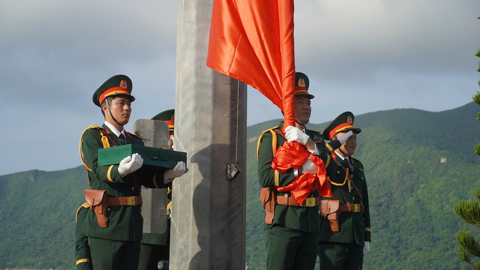 Lãnh đạo TP Hồ Chí Minh thăm, tri ân các gia đình chính sách tại Đặc khu Côn Đảo