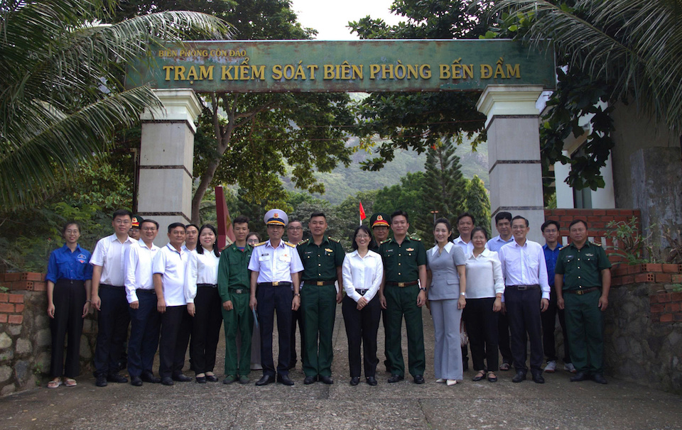 Lãnh đạo TP Hồ Chí Minh thăm, tri ân các gia đình chính sách tại Đặc khu Côn Đảo