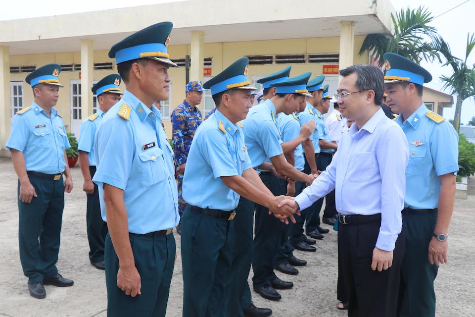Lãnh đạo TP Hồ Chí Minh thăm, tri ân các gia đình chính sách tại Đặc khu Côn Đảo