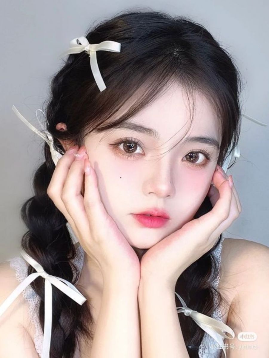 Tử vi ngày 2/8/2025 của 12 cung hoàng đạo: Sư Tử hãy tránh làm việc quá sức