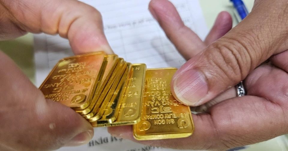 Giá vàng ngày 1/8/2025: Vàng thế giới tăng trở lại, SJC đảo chiều giảm