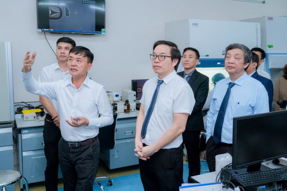 Vinmec và Đại học Quốc gia TP Hồ Chí Minh hợp tác chiến lược: Hợp lực phát triển nhân lực y tế chất lượng cao