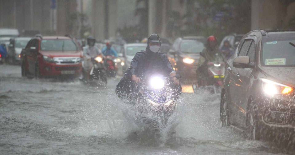 Thời tiết ngày 7/8/2025: Bắc Bộ có mưa rào và dông, Nam Bộ ngày nắng