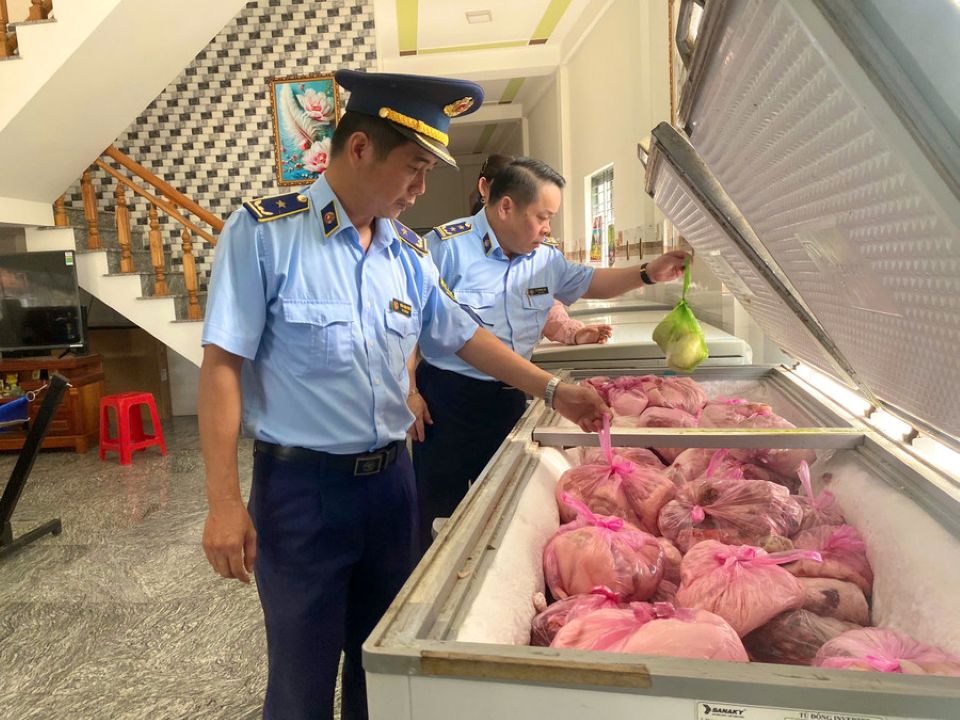 Gia Lai: Thu giữ 4 tấn thịt heo không rõ nguồn gốc
