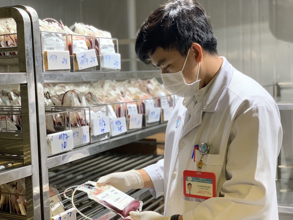 TP Hồ Chí Minh: Lượng máu dự trữ sụt giảm, hàng nghìn ca bệnh nguy cơ bị trì hoãn điều trị