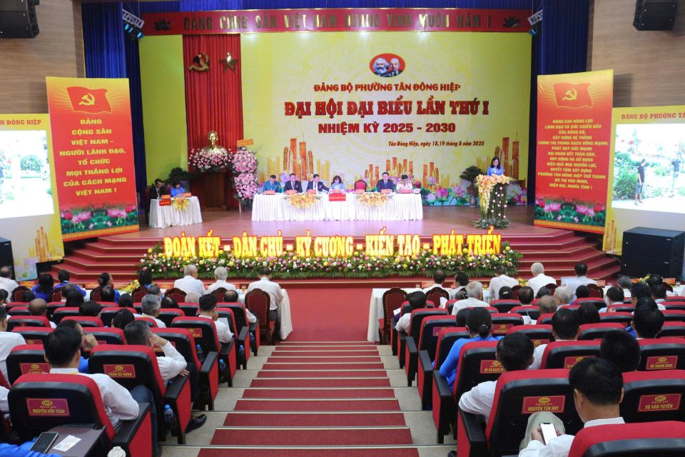TP Hồ Chí Minh: Phường Tân Đông Hiệp quyết tâm đẩy mạnh chuyển đổi số toàn diện