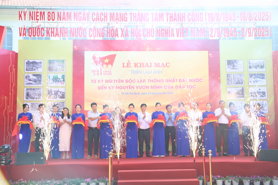 Từ kỷ nguyên độc lập, thống nhất đất nước đến kỷ nguyên vươn mình của dân tộc