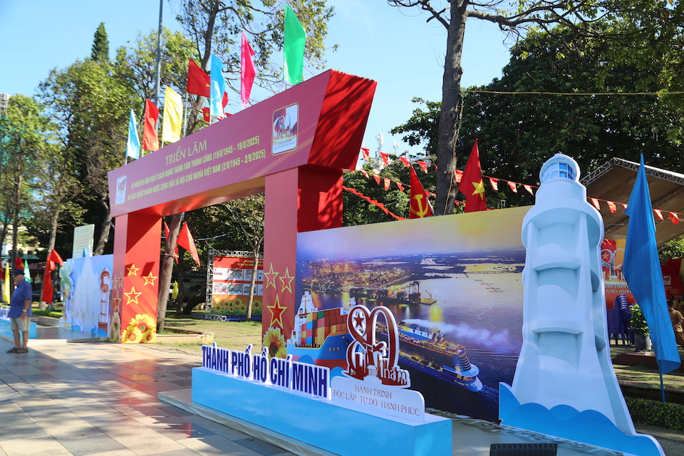 Từ kỷ nguyên độc lập, thống nhất đất nước đến kỷ nguyên vươn mình của dân tộc