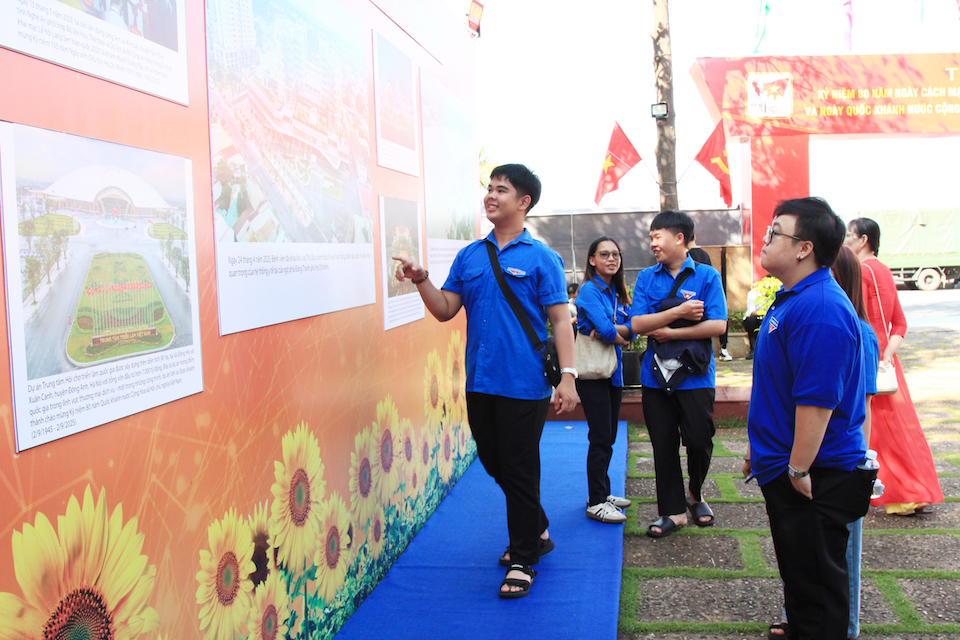 Từ kỷ nguyên độc lập, thống nhất đất nước đến kỷ nguyên vươn mình của dân tộc