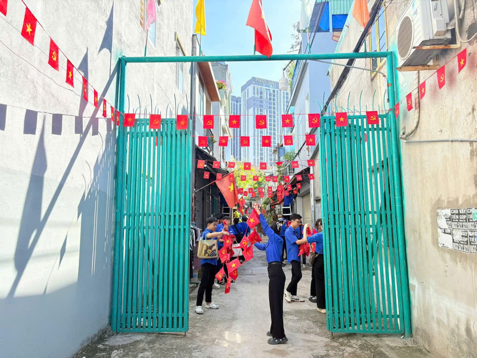 TP Hồ Chí Minh bừng sáng sắc cờ hoa, hân hoan chào mừng 80 năm Quốc khánh 2/9