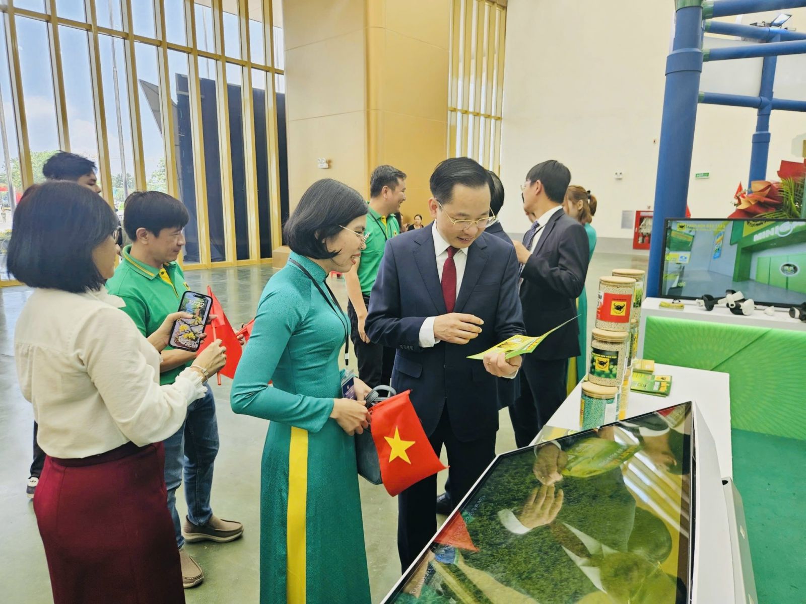 Phân bón Bình Điền khẳng định vị thế thương hiệu quốc gia tại Triển lãm 80 năm thành tựu đất nước