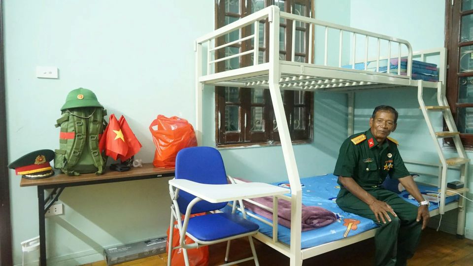 Ngôi nhà đặc biệt đón cựu chiến binh ở miễn phí xem diễu binh, diễu hành A80