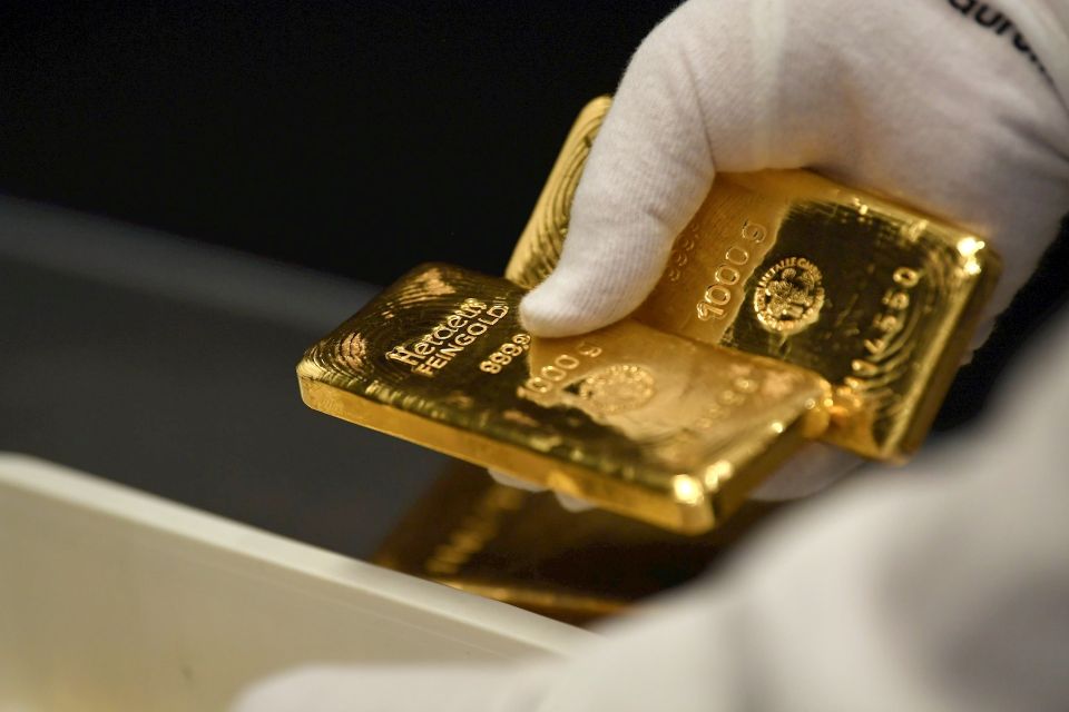 Giá vàng ngày 2/9/2025: Vàng thế giới có thể sớm vượt mốc 3.500 USD/ounce?