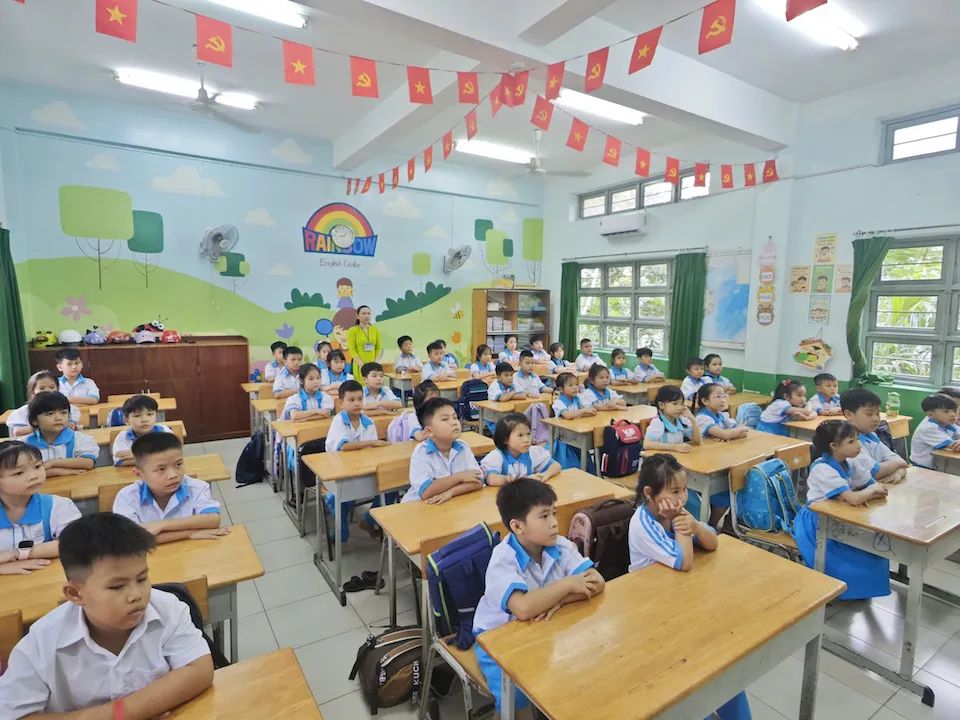 Học sinh TP Hồ Chí Minh tưng bừng tham gia khai giảng năm học mới 2025 – 2026