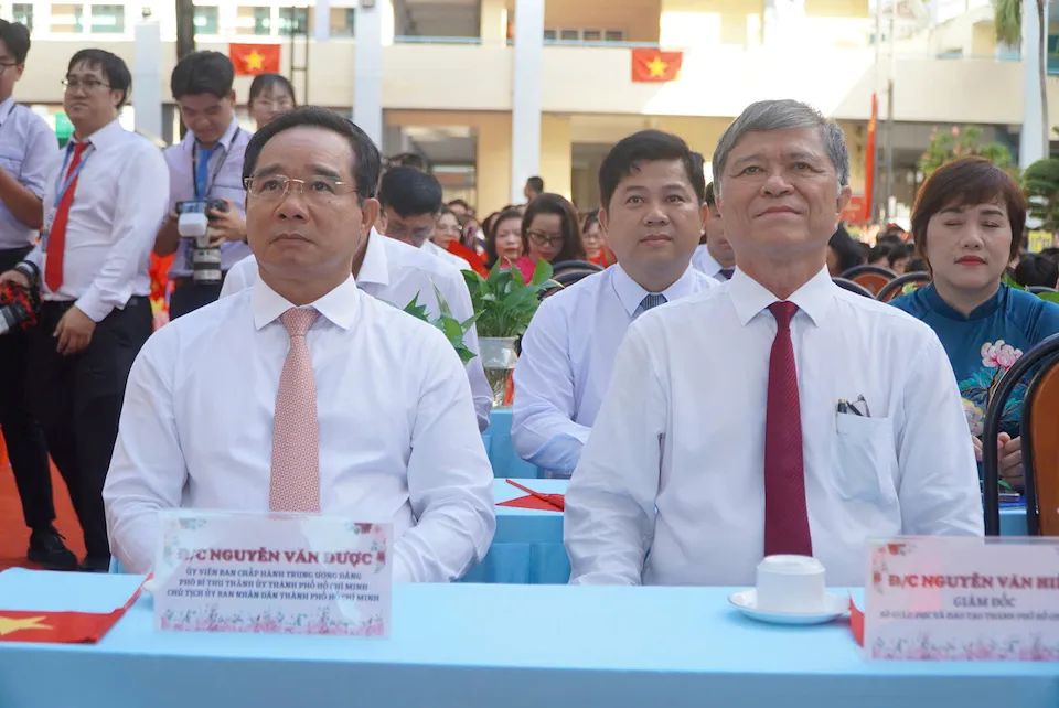 Học sinh TP Hồ Chí Minh tưng bừng tham gia khai giảng năm học mới 2025 – 2026