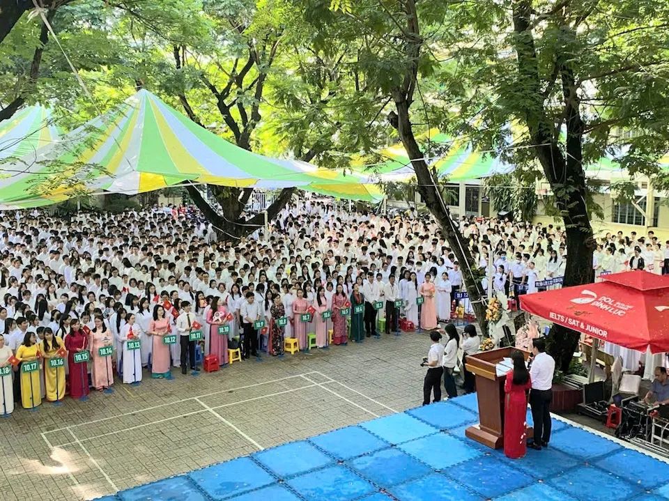 Học sinh TP Hồ Chí Minh tưng bừng tham gia khai giảng năm học mới 2025 – 2026