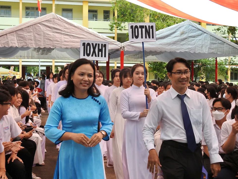 Học sinh TP Hồ Chí Minh tưng bừng tham gia khai giảng năm học mới 2025 – 2026