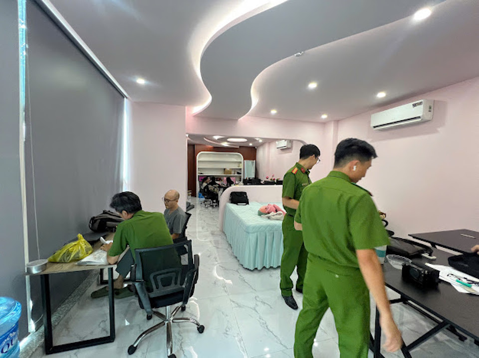 TP Hồ Chí Minh: Khởi tố nhóm đối tượng vận hành cơ sở thẩm mỹ trái phép, trục lợi 10 tỷ đồng