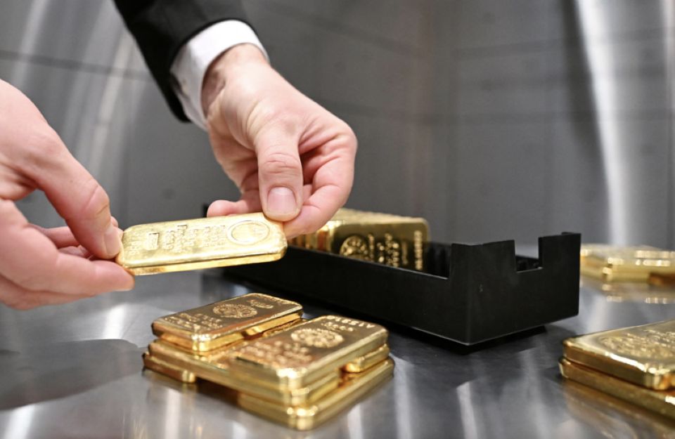 Giá vàng ngày 8/9/2025: SJC neo ở mốc cao