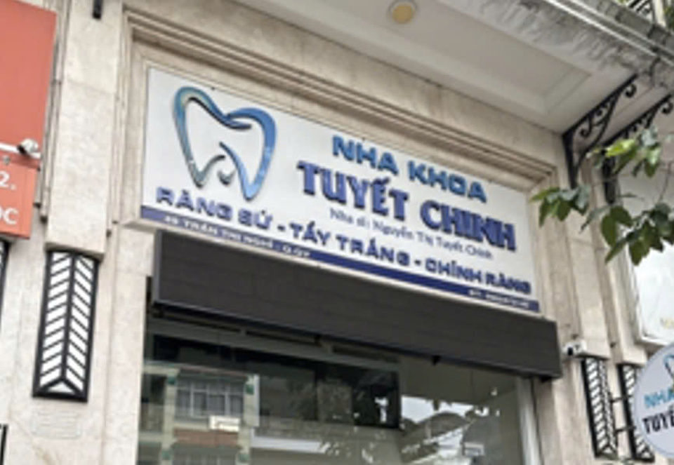 TP Hồ Chí Minh: Tạm đình chỉ nha khoa Tuyết Chinh, xử lý nghiêm hành vi bạo lực của bác sĩ