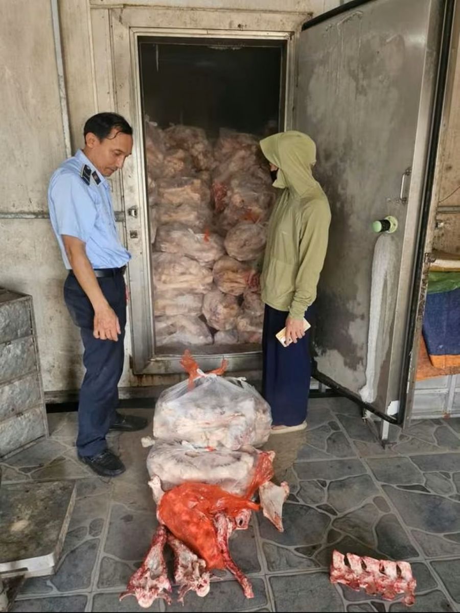 Hà Nội: Thu giữ 3,5 tấn xương bò không rõ nguồn gốc