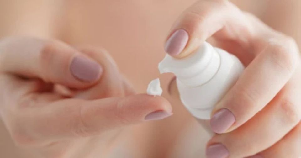 Lô kem Esunvy bị đình chỉ lưu hành do chỉ số SPF thực tế thấp hơn công bố