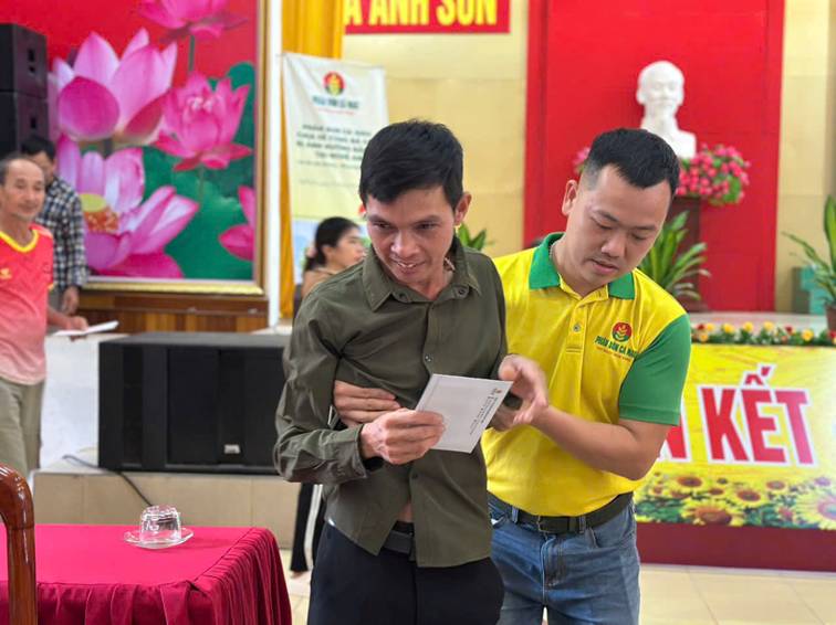 Lan tỏa yêu thương – PVCFC đồng hành cùng đồng bào Nghệ An sau thiên tai