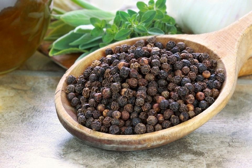 Giá nông sản ngày 2/10/2025: Cà phê tăng nhẹ, hồ tiêu tiếp tục giảm
