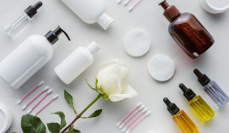 Đình chỉ lưu hành và thu hồi hàng loạt mỹ phẩm vi phạm chất lượng
